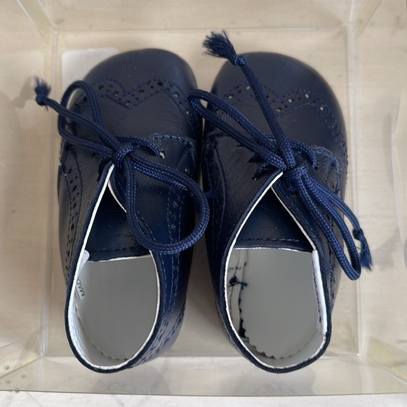 NWT LACE UP CRIB BOOT - Picture 9 of 10